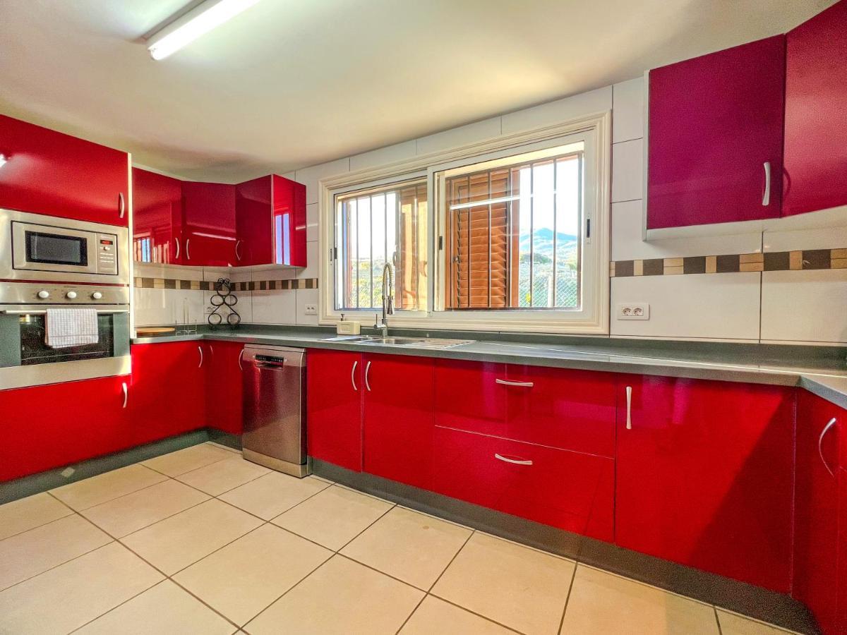 Villa Exquisite Rural House With Garden, Pool And Sea Views Arico Viejo Esterno foto
